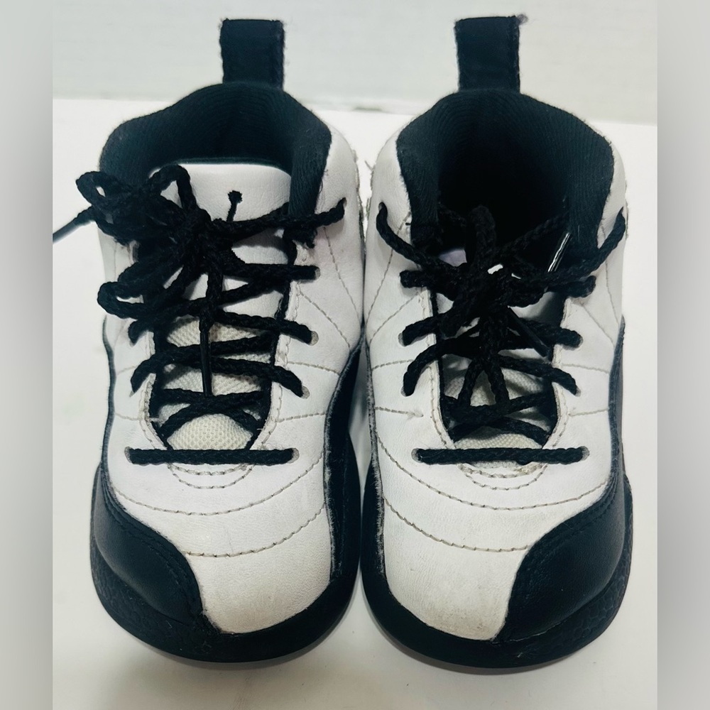 Jordan Kids Black and White Sneakers with Flowers Size 5C